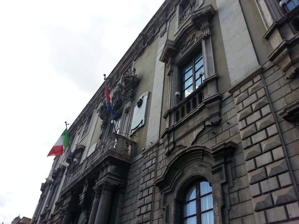B&B United States Of Europe CTA Exteriör bild